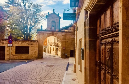Labastida House | BEAUTIFUL APARTMENT IN 16TH CENTURY MANOR HOUSE