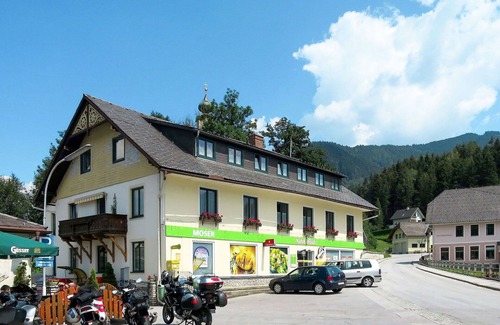 Grosssoelk Apartment | Beautiful apartment for 4 guests with WIFI, TV, patio and parking