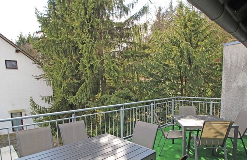Immerath Apartment | Beautiful apartment for 22 guests with WIFI, TV, terrace, pets allowed and parking