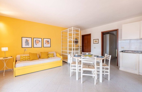 Morcone Apartment | Beautiful apartment for 4 guests with WIFI, TV, patio and parking