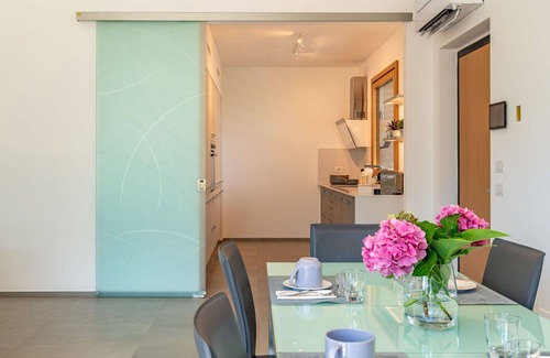 Porlezza Apartment | Beautiful apartment for 5 guests with A/C, WIFI, TV and balcony