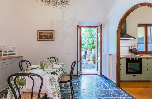 Volterra Apartment | Beautiful apartment for 7 people with WIFI and patio