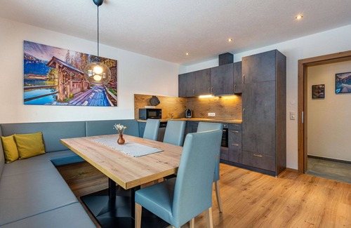 See Apartment | Beautiful apartment for 14 guests with WIFI, TV and terrace