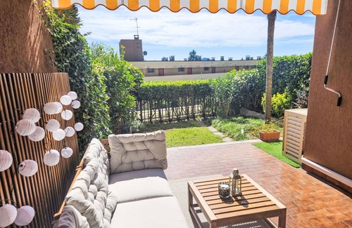 Lesa Apartment | Beautiful apartment for 3 people with WIFI, A/C, TV, patio, pets allowed and parking