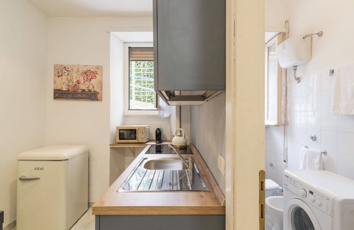 Trionfale Apartment | Beautiful apartment for 3 people with WIFI, A/C and TV