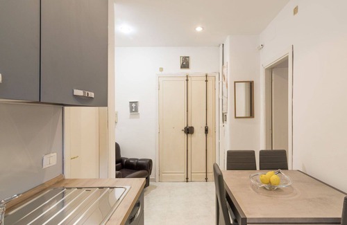 Trionfale Apartment | Beautiful apartment for 3 people with WIFI, A/C and TV