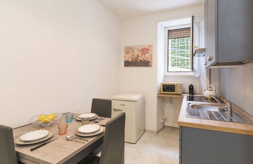 Trionfale Apartment | Beautiful apartment for 3 people with WIFI, A/C and TV
