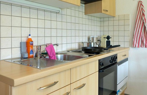 Gwatt Apartment | Beautiful apartment for 4 guests with WIFI, TV and balcony