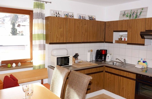 Wenns Apartment | Beautiful apartment for 5 people with WIFI, TV, balcony and parking