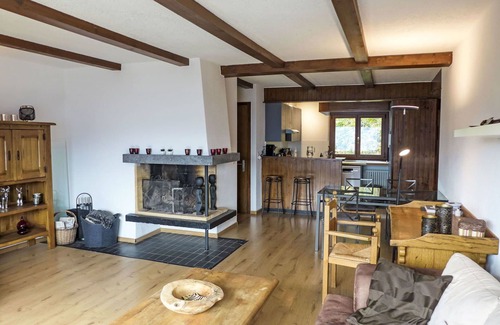 Randogne Apartment | Beautiful apartment for 4 guests with WIFI, TV, balcony, pets allowed and parking