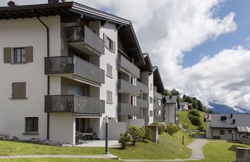 Falera Apartment | Beautiful apartment for 4 guests with pool, WIFI, TV, balcony, panoramic view and parking