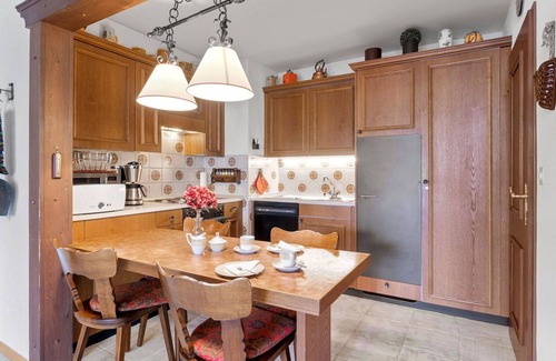 Parpan Apartment | Beautiful apartment for 3 guests with TV and balcony