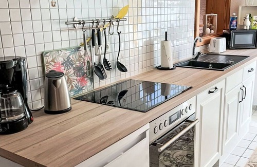 Sudarle Apartment | Beautiful apartment for 4 guests with WIFI, TV, terrace and pets allowed