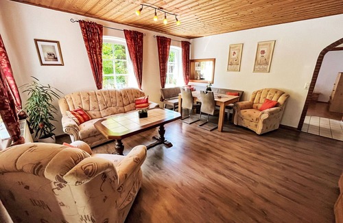 Sudarle Apartment | Beautiful apartment for 4 guests with WIFI, TV, terrace and pets allowed