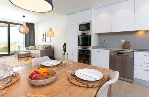 Los Llanos Apartment | Beautiful apartment for 4 people with A/C, WIFI, pool, TV and patio