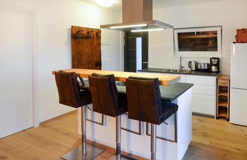 Seget Apartment | Beautiful apartment for 4 guests with WIFI, A/C, pool, TV, terrace and pets allowed