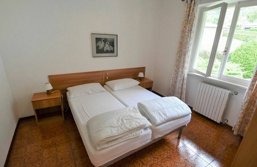 Vesta Apartment | Beautiful apartment for 6 guests with WIFI, TV, balcony, pets allowed and parking