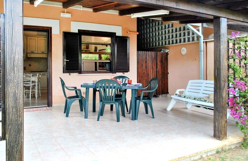 Fondi Apartment | Beautiful apartment for 6 people with WIFI, A/C, TV, terrace and pets allowed