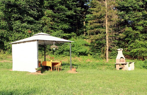 Albisola Superiore Apartment | Beautiful apartment for 5 people with WIFI, TV, patio, pets allowed and panoramic view