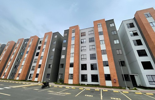 Jamundi Apartment | Beautiful apartment in jamundi with swimming pool, elevator and parking lot