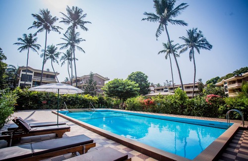 Candolim Apartment | Beautiful Apartment in Regal Park, Candolim, Goa with Pool and Garden Views