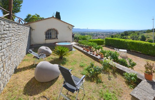 Anghiari Apartment | Beautiful apartment in Anghiari with WiFi