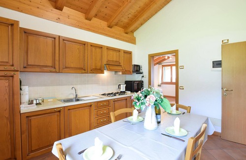 Lamon Apartment | Beautiful apartment in Lamon with WiFi
