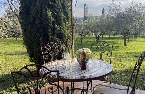 Carces Apartment | Beautiful apartment in magnificent property in Provence Verte.