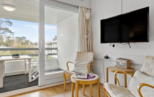 Dueodde Apartment | Beautiful Apartment In Nexø With Wifi