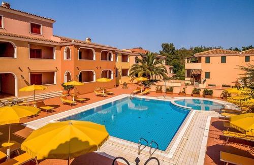 Sos Alinos Apartment | Beautiful apartment in Orosei with WiFi