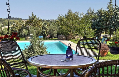 Pomarance Apartment | Beautiful apartment for 5 guests with WIFI, pool, TV, patio, panoramic view and parking