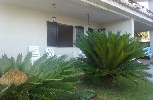 Porto Pino Apartment | BEAUTIFUL APARTMENT(s) IN VILLA WITH SEA VIEW