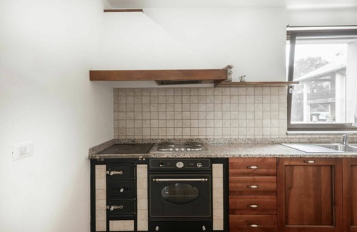 Povoletto House | Beautiful apartment in villa for 4 guests with pool, WIFI, A/C, TV, terrace and pets allowed