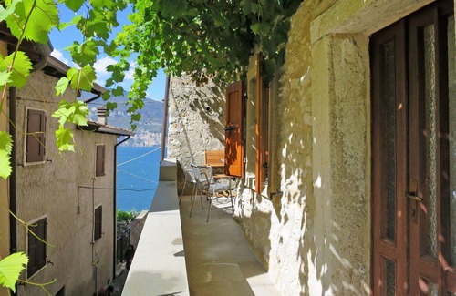 Castelletto Apartment | Beautiful apartment for 2 guests with terrace