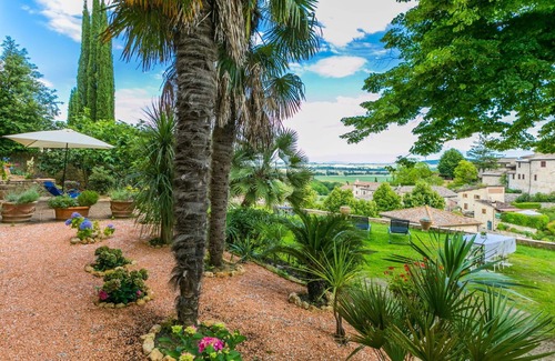 Stigliano Apartment | Beautiful apartment for 4 guests with WIFI, TV, patio, pets allowed and panoramic view