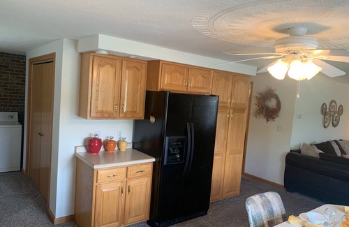 Johnstown House | Beautiful Apartment, Lots of room, large sun deck, great relaxing location