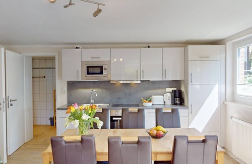 Groemitz Apartment | Beautiful apartment with terrace for 4 people near the beach and harbor