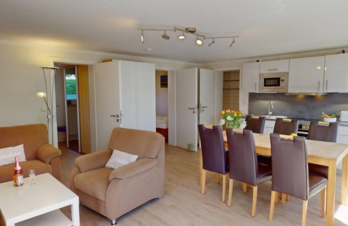 Groemitz Apartment | Beautiful apartment with terrace for 4 people near the beach and harbor
