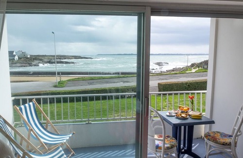 Kerroch Apartment | Beautiful apartment with breathtaking sea views