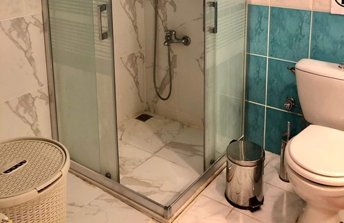 Karsiyaka Apartment | Beautiful Apartment with View in the City Center