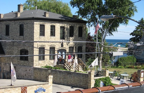 Algoma Apartment | Beautiful Apartments in a turn-of-the-century historic building