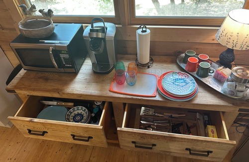 Phoenix Lake-Cedar Ridge Cabin | Beautiful Apple Valley Cabin in Sonora on 3.5 Acres walk to Indigeny Ciderworks