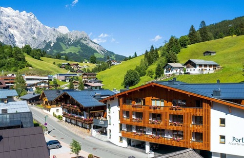 Dienten am Hochkoenig Apartment | Beautiful apartment for 5 guests with WIFI, TV, balcony and panoramic view