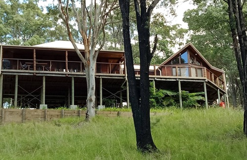 Tarbuck Bay House | BEAUTIFUL BALI VIEW, PACIFIC PALMS