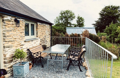 Morwellham House | Beautiful Barn on farm in Tamar Valley, Devon. EV charging included