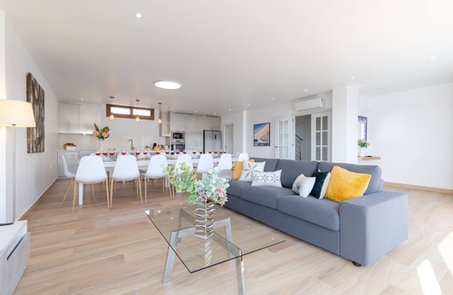 Finestrat Villa | Beautiful Bay Views by Fidalsa