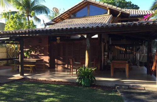 Vilas do Atlantico House | Beautiful beach house: barbecue, sun deck, air cond., 3 suites. Cond. closed