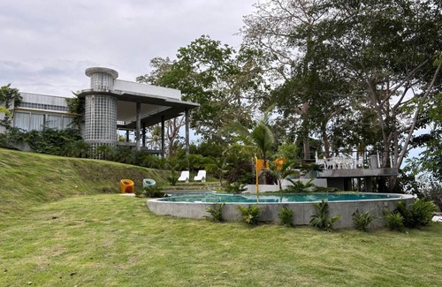 Boca Corona House | Beautiful beach front property in Playa Corona Panama