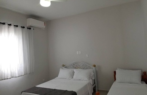 Jardim Rafael House | Beautiful beach house with pool in Bertioga!