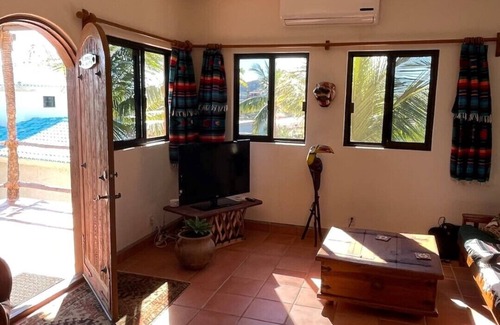 Buenavista Villa | Beautiful Beachfront Hacienda
